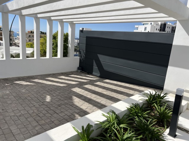 Villa con 4 Dormitorios  en Fuengirola