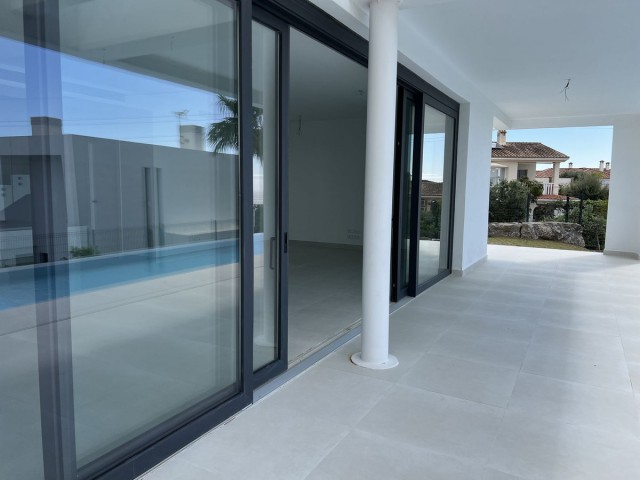 Villa con 4 Dormitorios  en Fuengirola