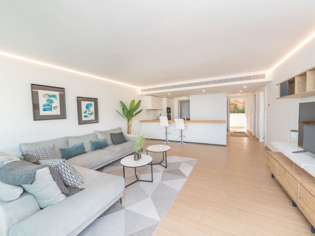 2 Slaapkamer Appartement in Carvajal