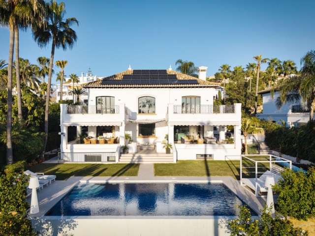 5 Soveroms Villa i Nueva Andalucía