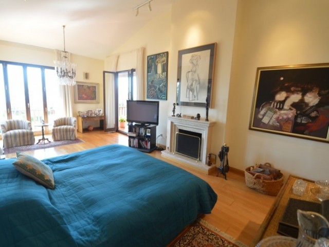 7 Soveroms Villa i Benalmadena