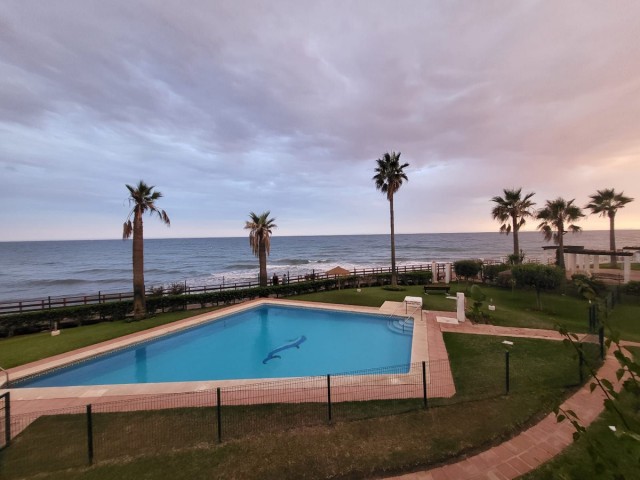 2 Bedrooms Townhouse in Calahonda