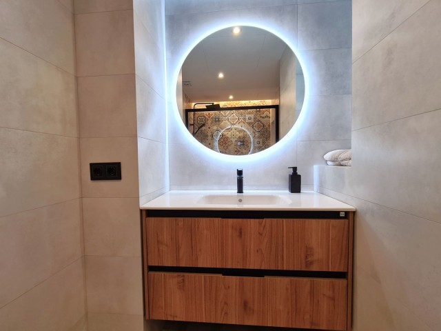 3 Sovrums Lägenhet i Estepona