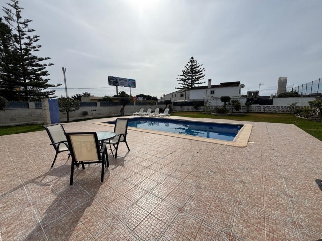 7 Sovrums Villa i Cabopino