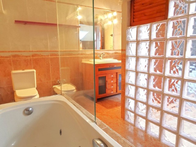 2 Bedrooms Apartment in Benalmadena Costa