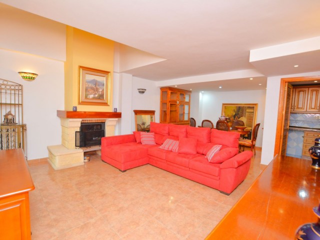 2 Bedrooms Apartment in Benalmadena Costa