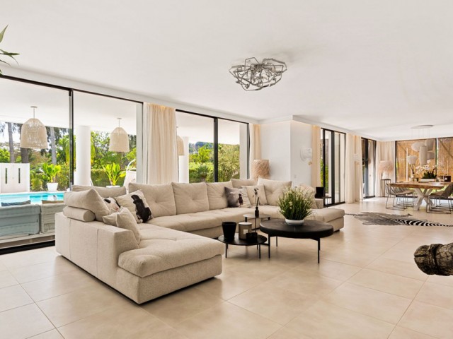 5 Slaapkamer Villa in Nueva Andalucía