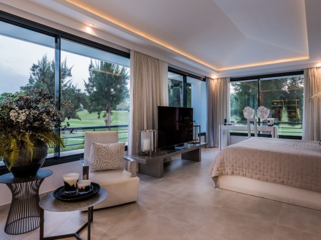5 Slaapkamer Villa in Nueva Andalucía