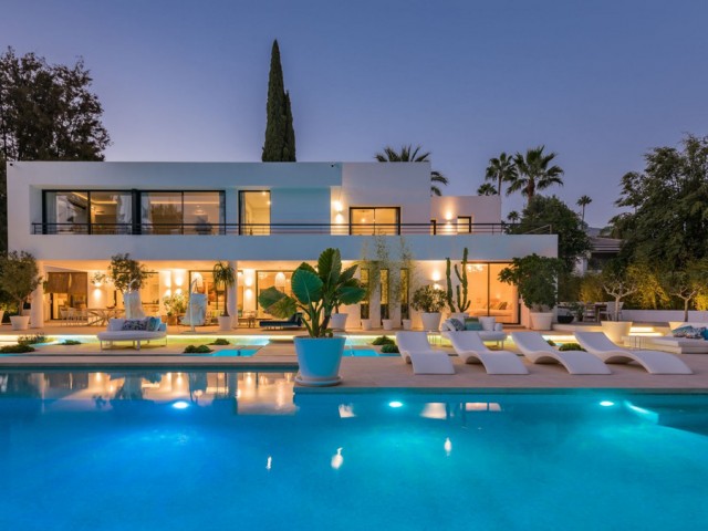 5 Slaapkamer Villa in Nueva Andalucía