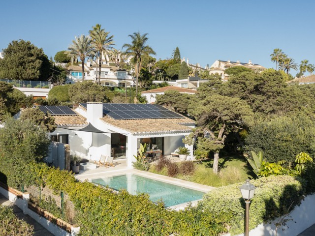 3 Bedrooms Villa in Marbesa