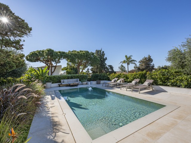 3 Bedrooms Villa in Marbesa
