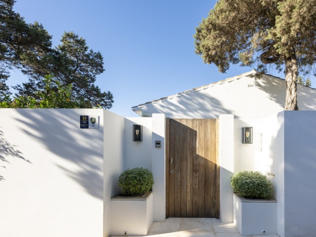 3 Bedrooms Villa in Marbesa