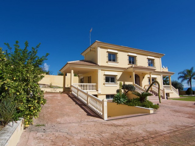 Villa, Alhaurín de la Torre, R4989064