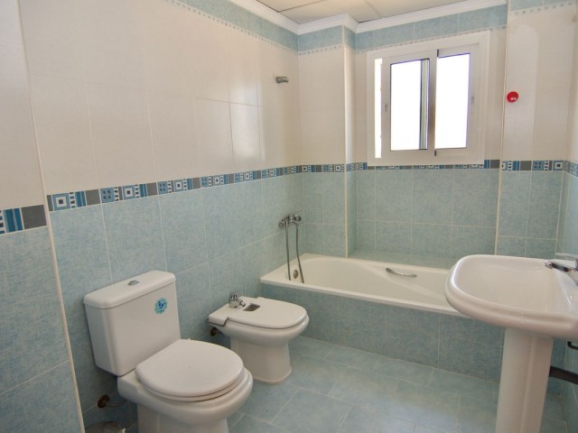 Villa avec 4 Chambres  à Alhaurín de la Torre