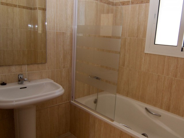 Villa avec 4 Chambres  à Alhaurín de la Torre