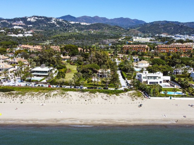 5 Sovrums Villa i Los Monteros