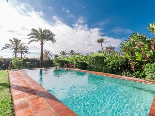 5 Sovrums Villa i Los Monteros