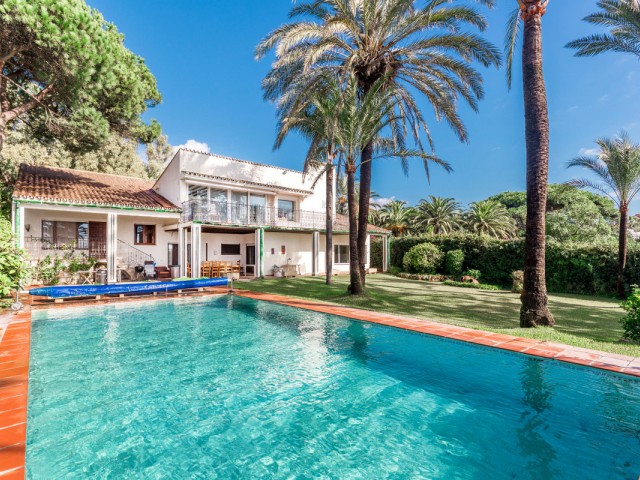5 Sovrums Villa i Los Monteros