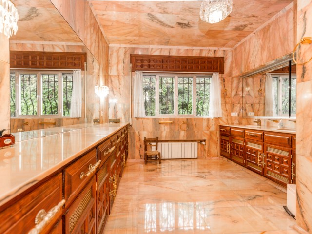 5 Sovrums Villa i Los Monteros