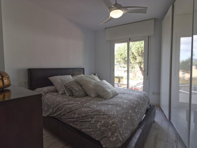 Adosado con 3 Dormitorios  en Marbella