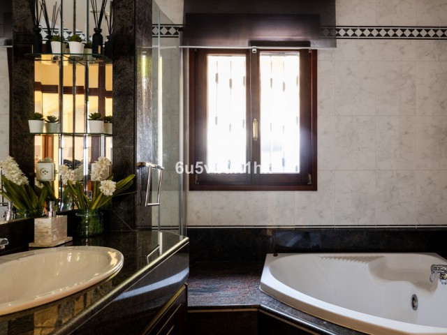 6 Makuuhuoneen Huvila Málaga