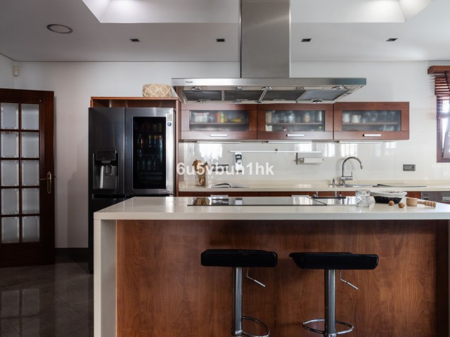 6 Bedrooms Villa in Málaga