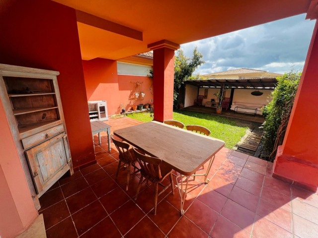 Maison mitoyenne avec 3 Chambres  à Sotogrande