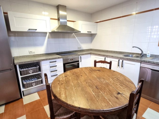 Maison mitoyenne avec 3 Chambres  à Sotogrande