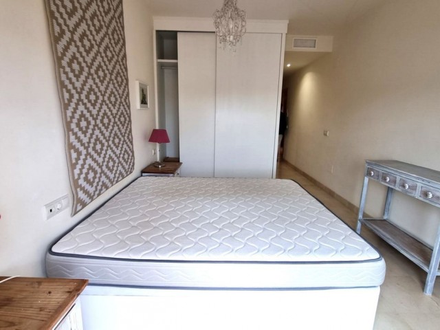 Maison mitoyenne avec 3 Chambres  à Sotogrande