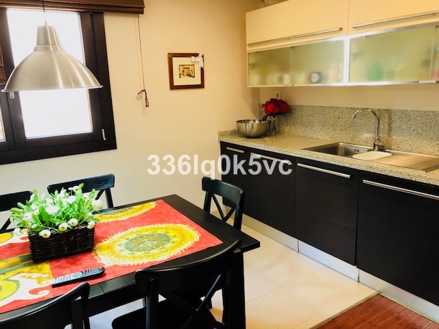 4 Slaapkamer Rijtjeshuis in Benahavís