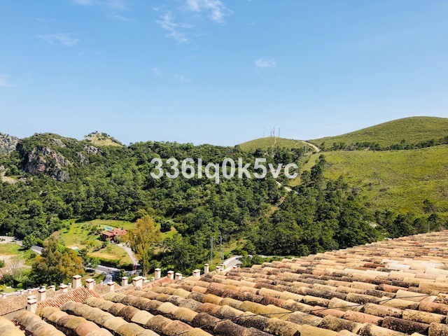 4 Slaapkamer Rijtjeshuis in Benahavís