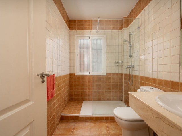 5 Sovrums Villa i Elviria