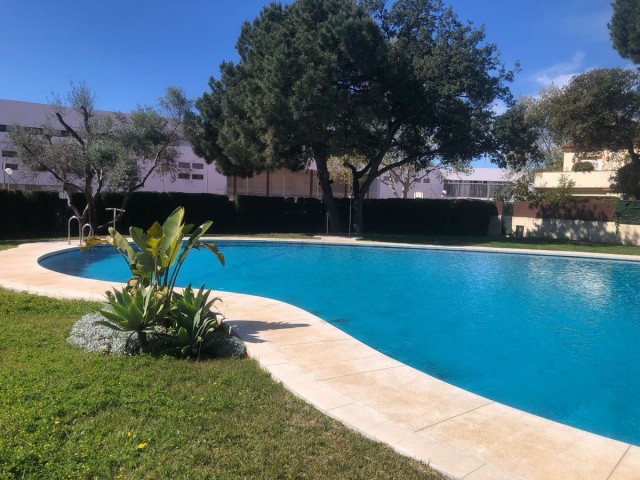 5 Soveroms Villa i Elviria