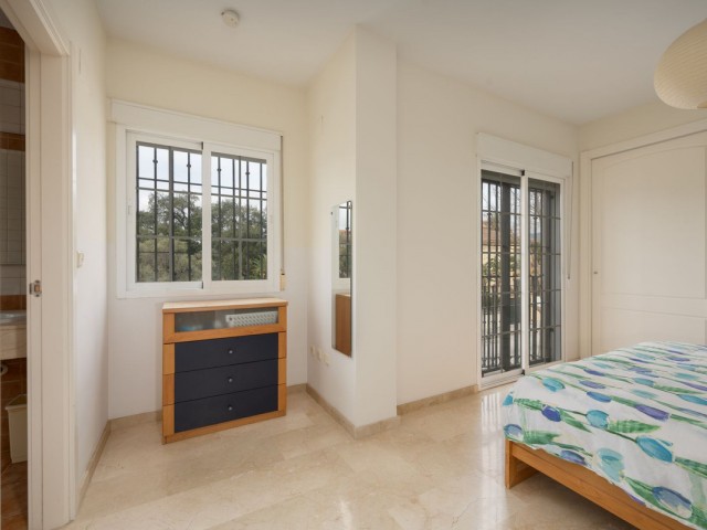 5 Makuuhuoneen Huvila Elviria