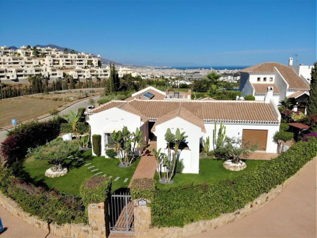 3 Bedrooms Villa in Cerros del Aguila