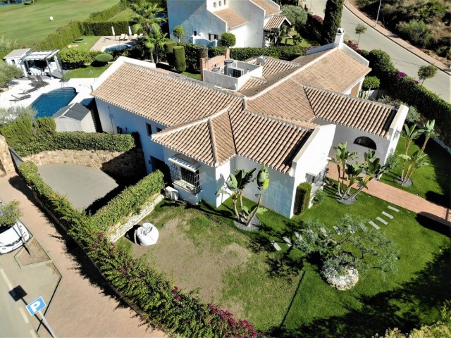 3 Bedrooms Villa in Cerros del Aguila