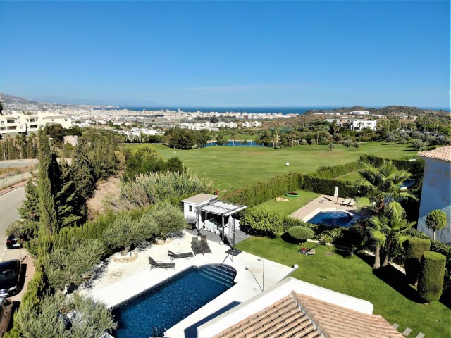 3 Bedrooms Villa in Cerros del Aguila