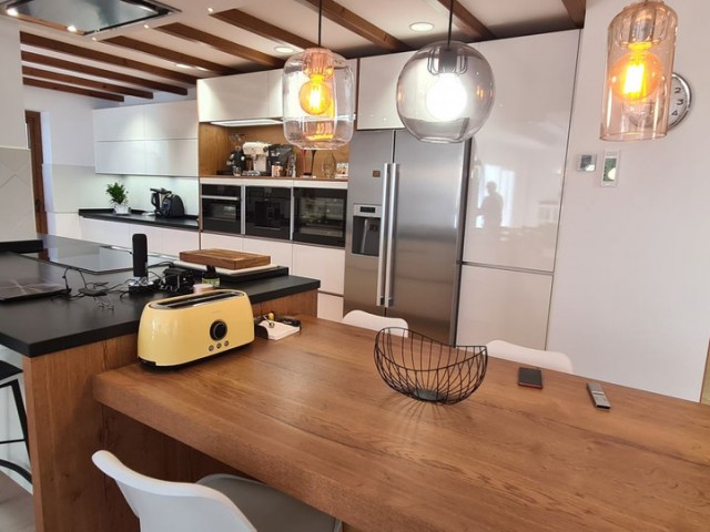 3 Bedrooms Villa in Cerros del Aguila