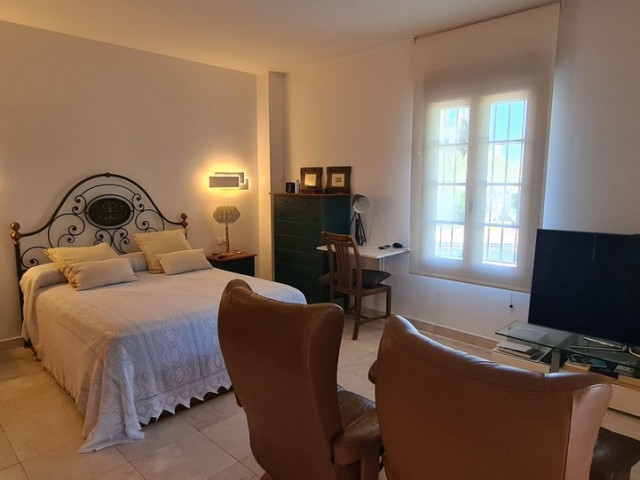 3 Bedrooms Villa in Cerros del Aguila