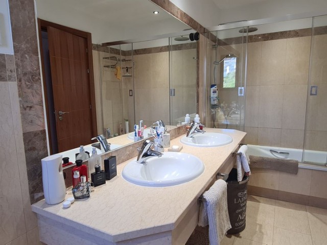 Villa avec 3 Chambres  à Cerros del Aguila