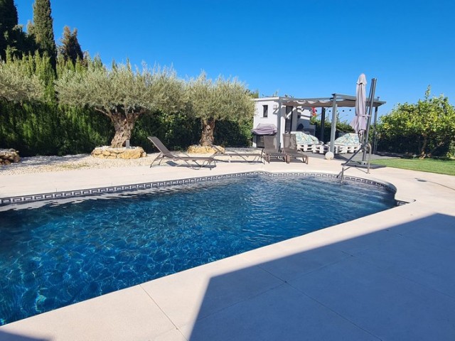 Villa avec 3 Chambres  à Cerros del Aguila