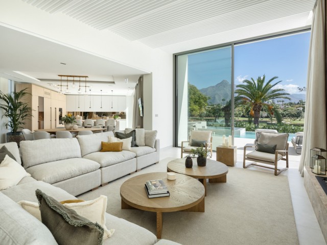 5 Slaapkamer Villa in Nueva Andalucía