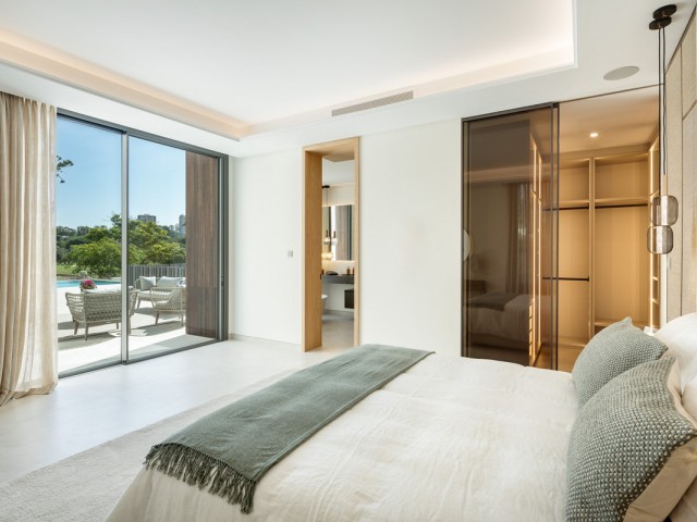 5 Slaapkamer Villa in Nueva Andalucía