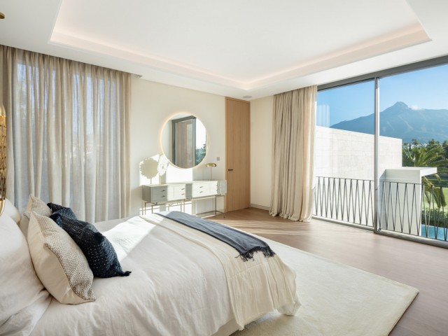 5 Makuuhuoneen Huvila Nueva Andalucía