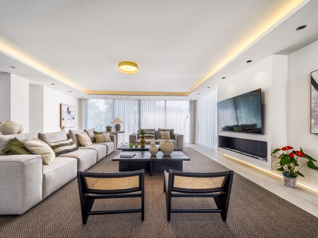 5 Slaapkamer Villa in Nueva Andalucía