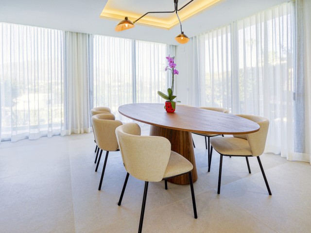 5 Slaapkamer Villa in Nueva Andalucía