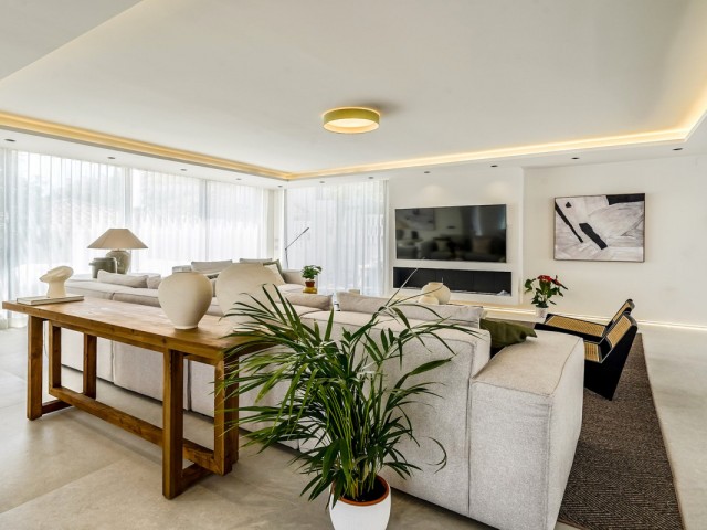 5 Slaapkamer Villa in Nueva Andalucía