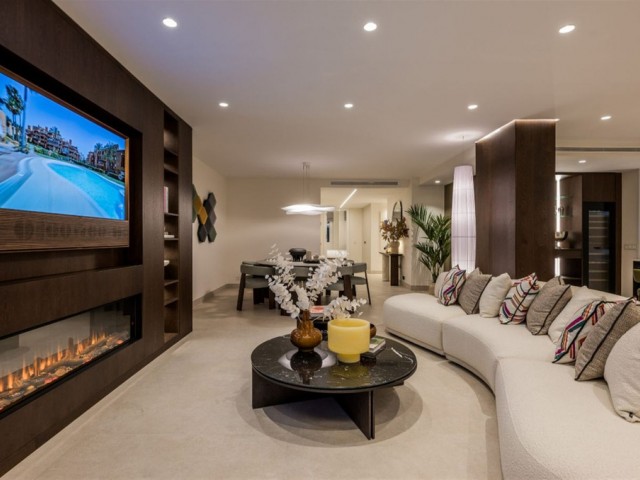 3 Bedrooms Apartment in Los Monteros