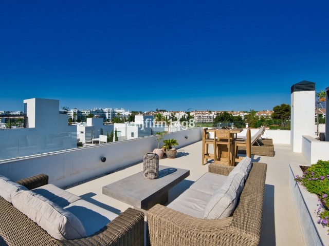 Villa, San Pedro de Alcántara, R4991941