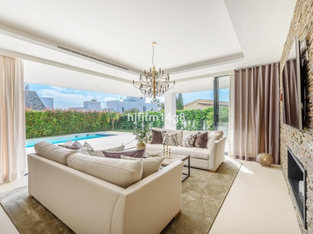 Villa, San Pedro de Alcántara, R4991941